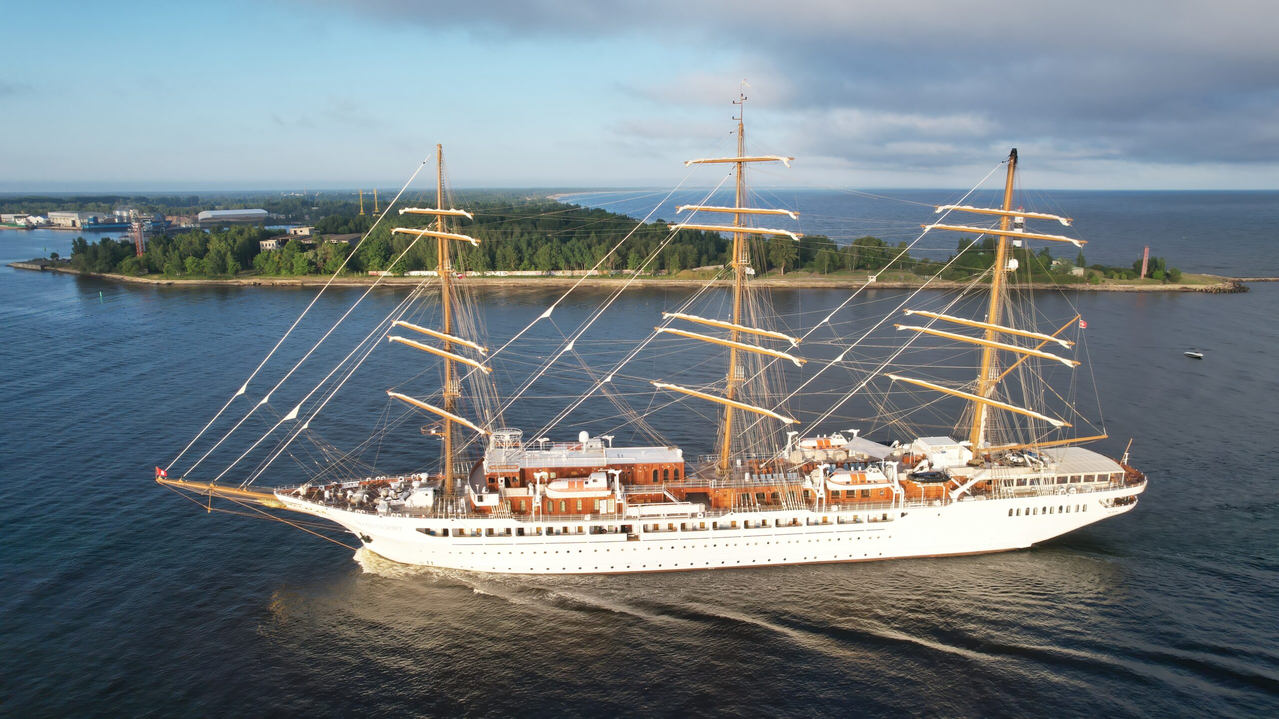 Windjammer "Sea Cloud Spirit" IMO 9483712